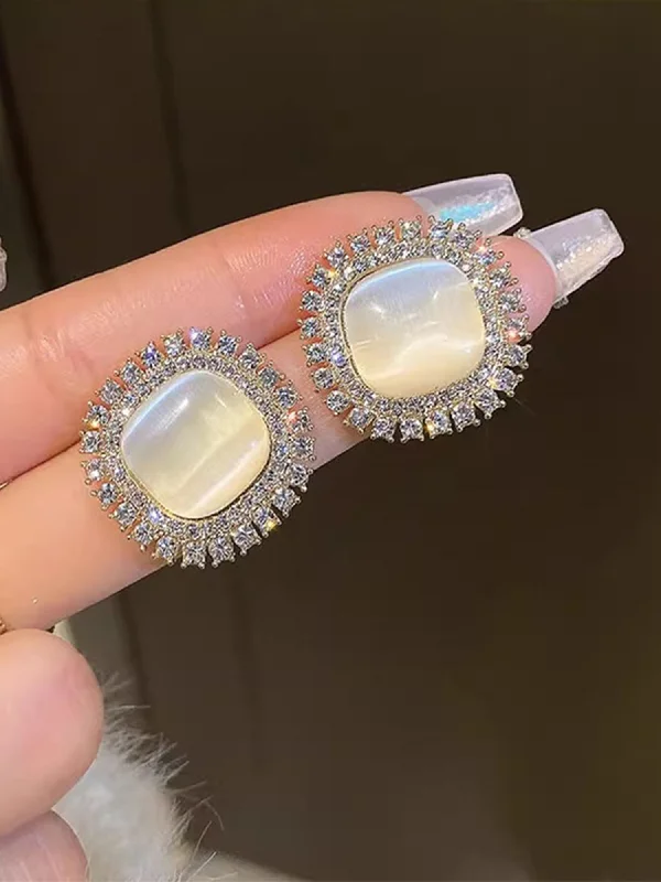 Flash Sale On Stunning Jewelry – Limited Stock Available Vintage Square Crystal Ear Studs