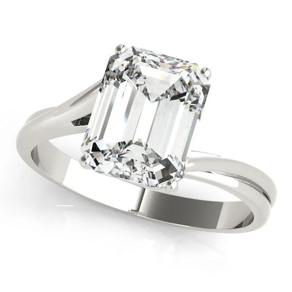 Emerald Shape Asymmetrical Design Solitaire Mounting