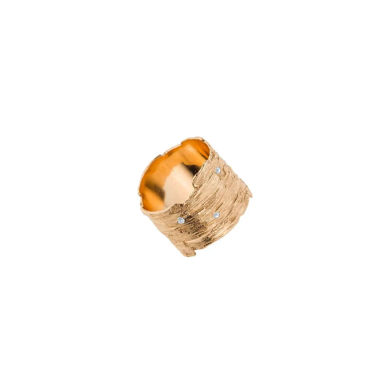 Celebrate Every Occasion With Sparkling Savings Bark 14K Gold Ring w. Diamonds
