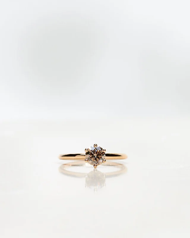 The Solitaire Chocolate 18K Gold, Whitegold or Rosegold Ring w. Diamond