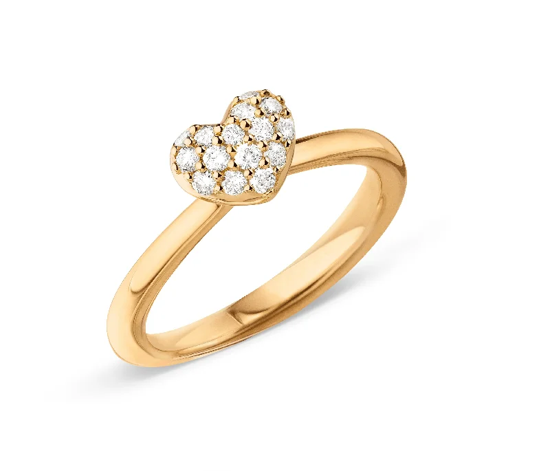 Fashion-Forward Geometric Jewelry For Contemporary Style Heart 18K Gold Ring w. Diamonds