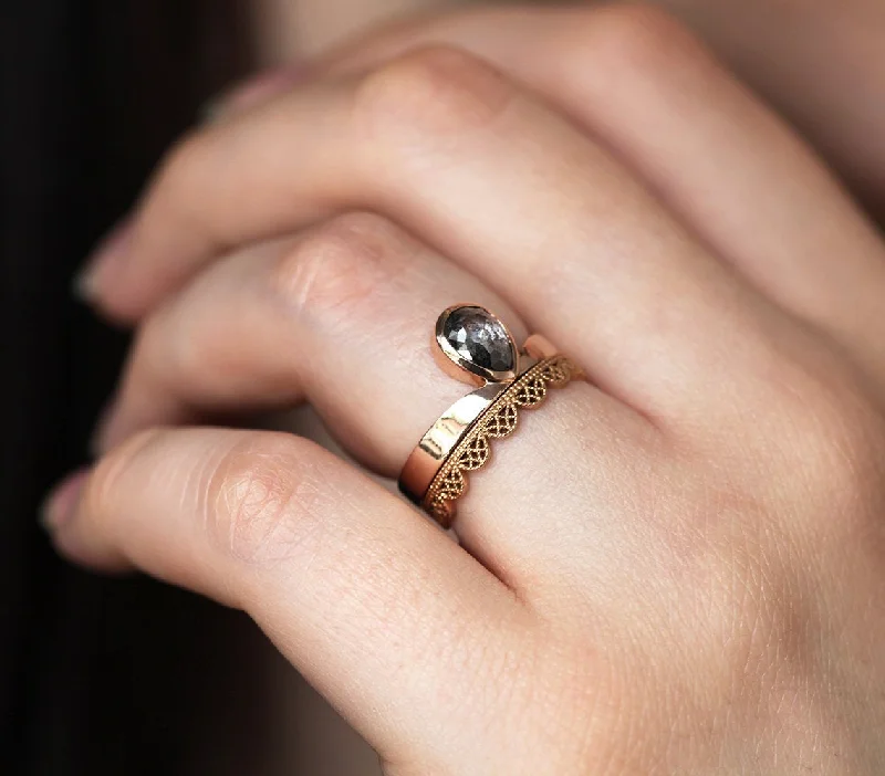 Personalized Jewelry Sale – Unique Gifts At Low Prices Estelle 1 Carat Salt & Pepper Diamond Ring