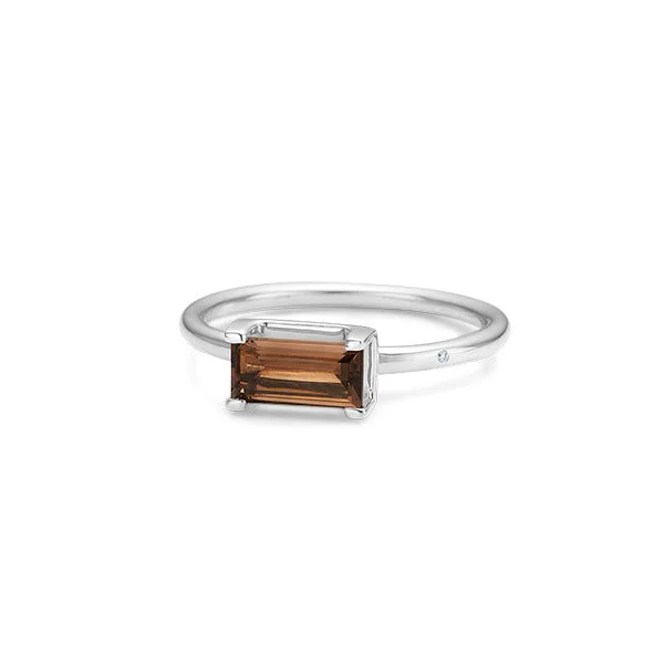 Limited-Stock Jewelry Sale – Once It's Gone, It's Gone Nord Purity 18K Whitegold Ring w. Quartz & Diamond Limited-Stock Jewelry Sale – Once It's Gone, It's Gone Nord Purity 18K Whitegold Ring w. Quartz & Diamond