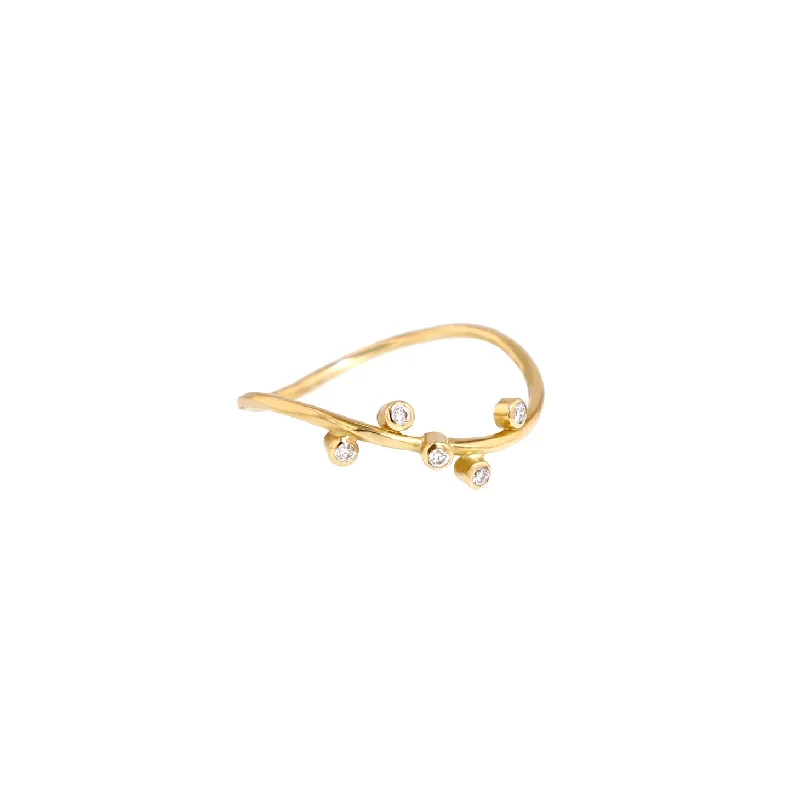 Petite partie Ring w. diamonds