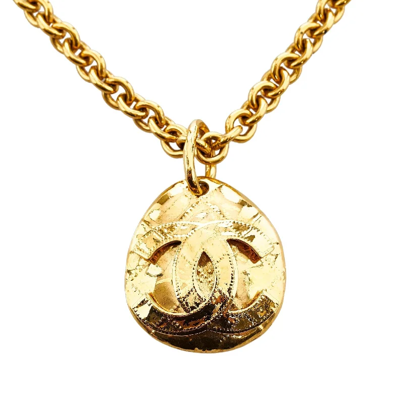 Chanel CC Round Pendant Necklace (SHG-iT3oVq)