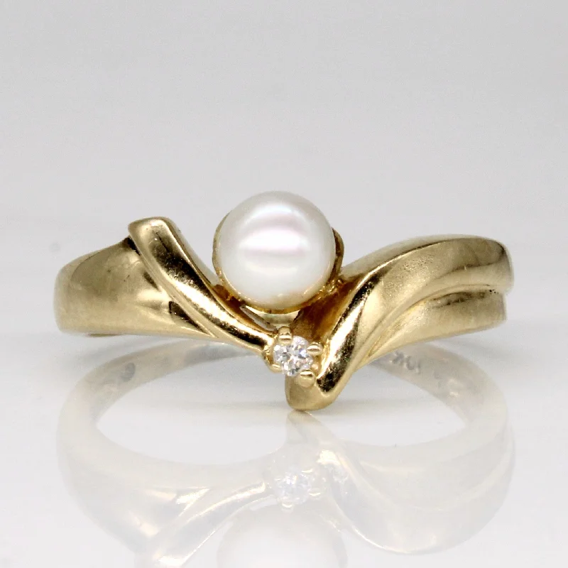 Affordable Glamour – Premium Jewelry At Special Prices Pearl & Diamond Cocktail Ring | 0.02ct | SZ 8 |