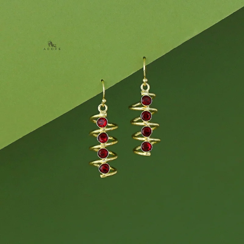 Timeless Elegance, Temporary Discounts – Act Fast Aarathi Golden Spiral Drop