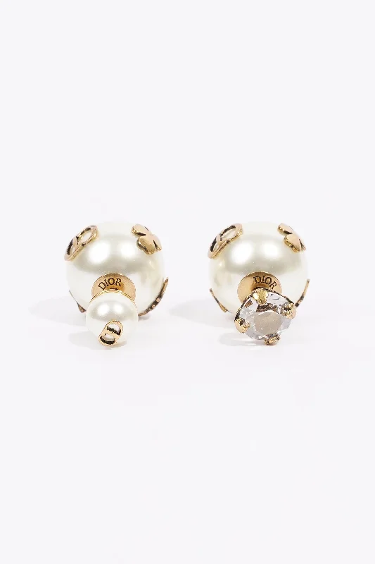 Grab Your Favorite Jewelry At The Lowest Prices Christian Dior Pearl Stud Earrings Gold Base Metal