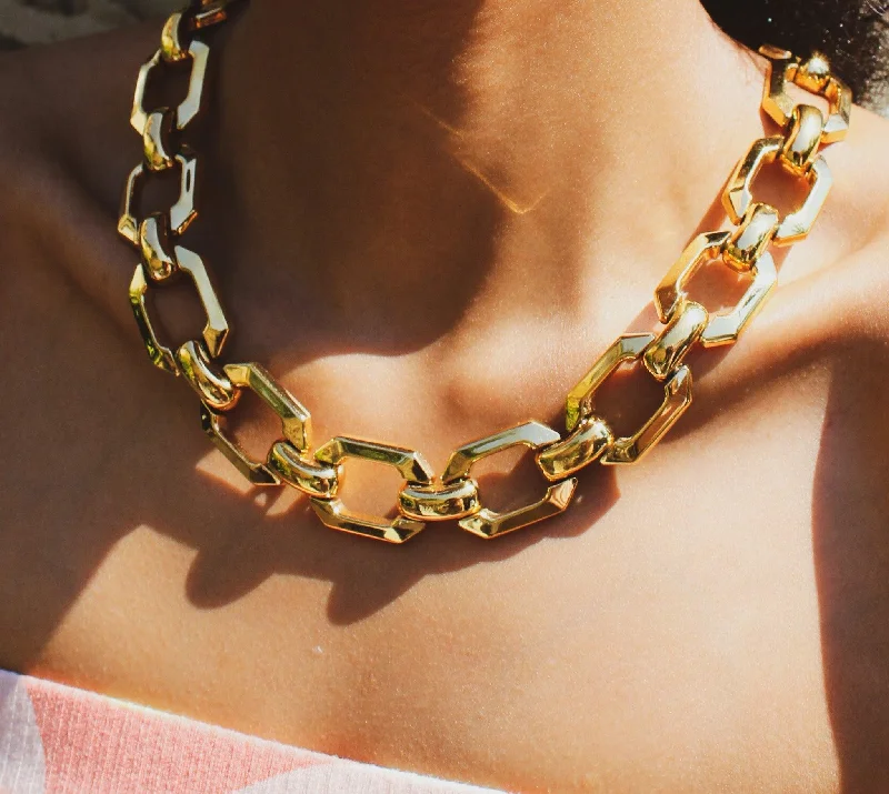 Limited-Stock Jewelry Sale – Shop Before It's Gone CHRISTIAN DIOR Vintage Necklace 1980s