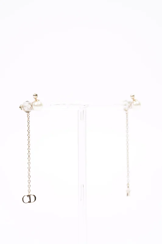 Luxury Jewelry At Unbeatable Discounts Christian Dior Womens Tribales Earrings Gold / Pearl