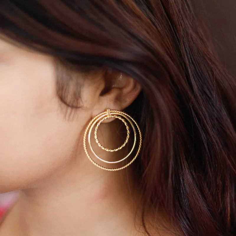 Golden Dual Twisted & Plain Circle Earring