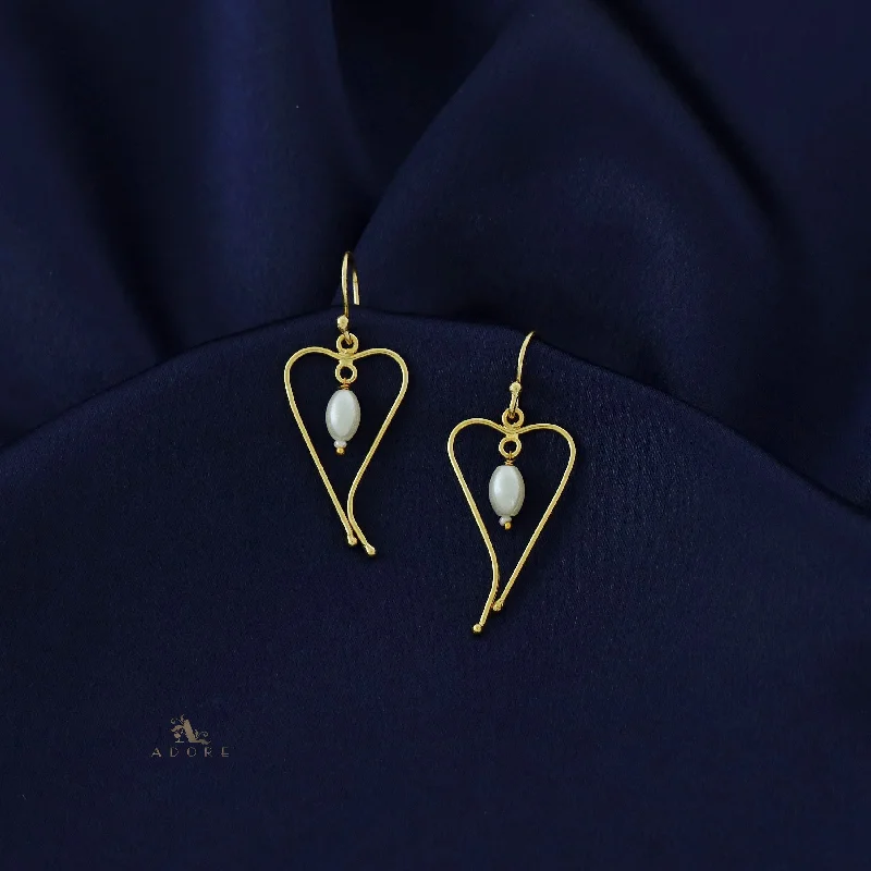 Golden Heart Line Pearl Drop