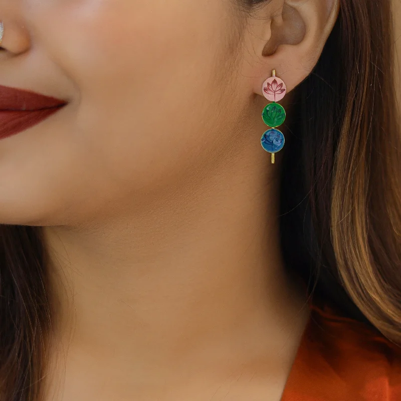 Breathtaking Jewelry, Breathtaking Prices Hand Painted Tri Circle Stick Earring