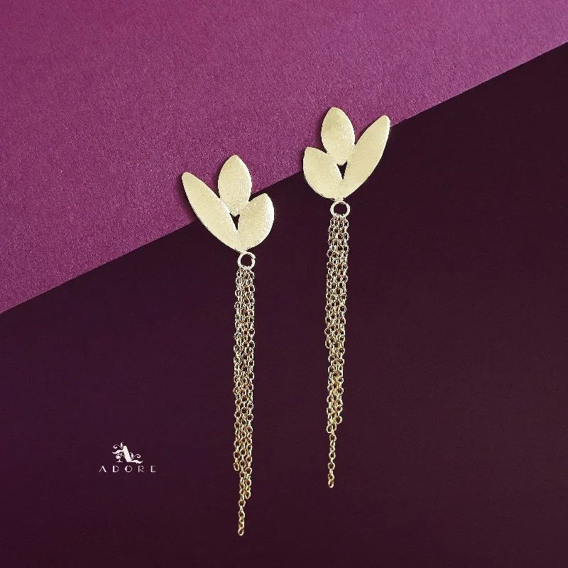 Timeless Jewelry Styles At Wallet-Friendly Prices Golden Chain Hanging Leaf Earring