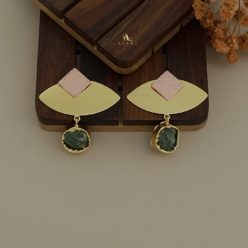 Premium Diamond Jewelry At Once-In-A-Lifetime Discounts Selesta  Golden Raw stone Earring
