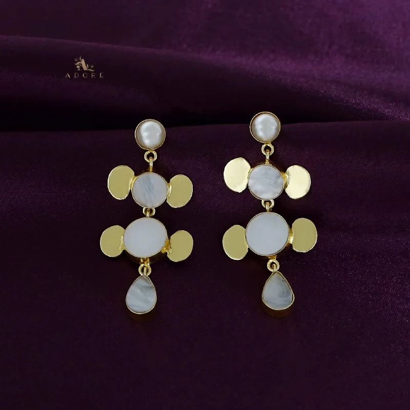 Yarah Golden Dual Circle + Drop MOP And Pearl Earring