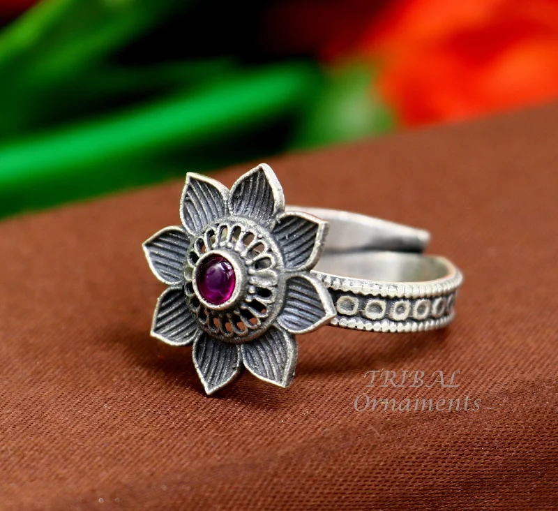 Limited-Stock Jewelry Sale – Shop Before It's Gone floral design 925 sterling solid silver fabulous craftsmanship vintage design tribal adjustable ring band for women Rajasthan India SR333 Limited-Stock Jewelry Sale – Shop Before It's Gone floral design 925 sterling solid silver fabulous craftsmanship vintage design tribal adjustable ring band for women Rajasthan India SR333