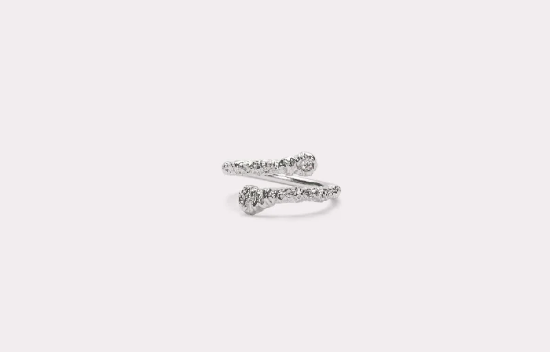 Unique Jewelry Designs Now At Discounted Rates IX Crunchy Nature Ring