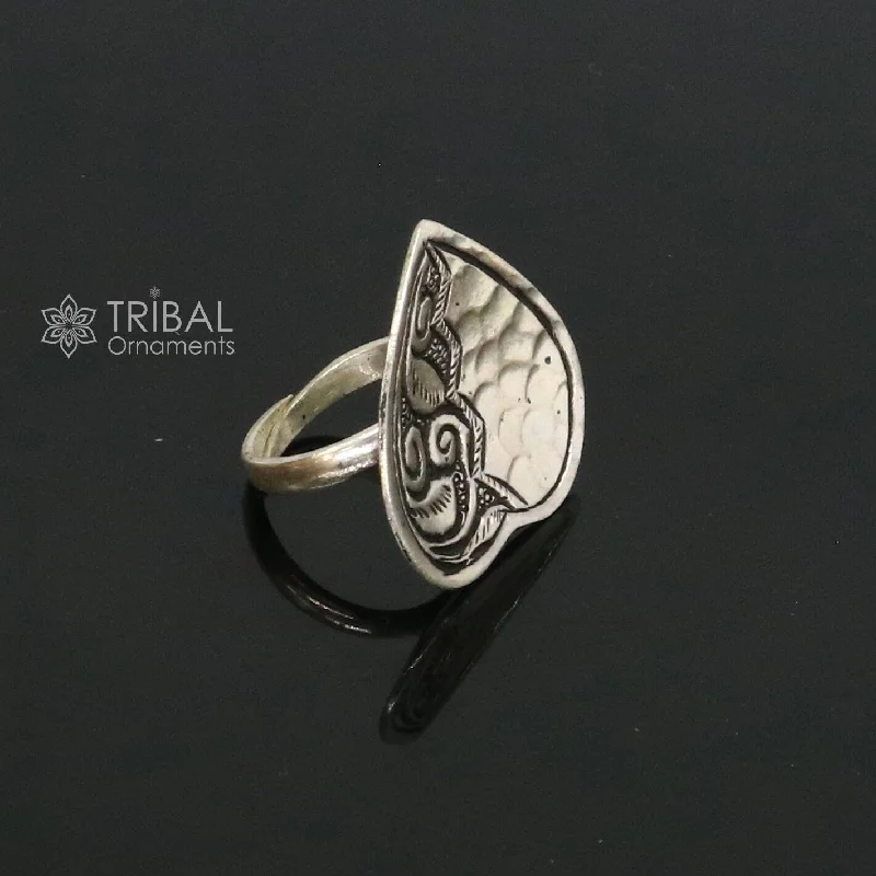 Chic, Trendy, And Affordable Jewelry Sale Heart shape Amazing Indian Classical cultural design 925 sterling silver adjustable ring, best tribal ethnic jewelry Navratri jewelry sr394