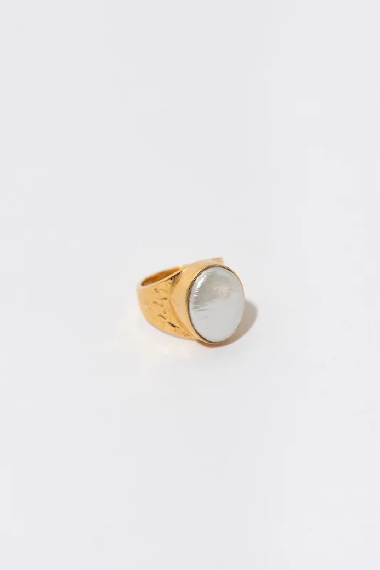 Fashion-Forward Jewelry At Incredible Prices The Signet Gold Plated Ring w. Pearl