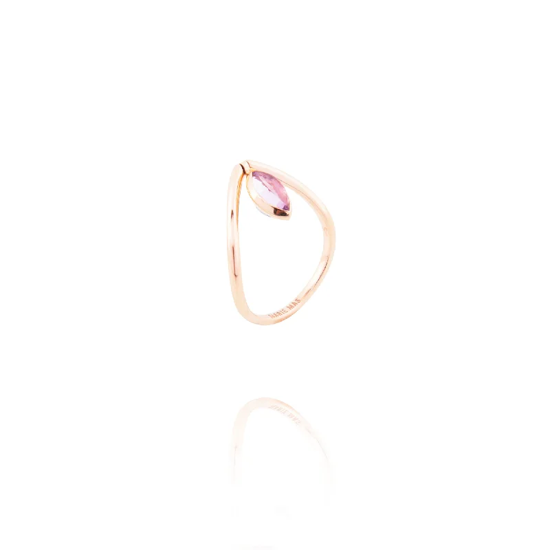 Handcrafted Jewelry Sale – Unique Designs At Low Prices Swinging V 18K Rosegold Ring w. Topaz & Amethyst Handcrafted Jewelry Sale – Unique Designs At Low Prices Swinging V 18K Rosegold Ring w. Topaz & Amethyst