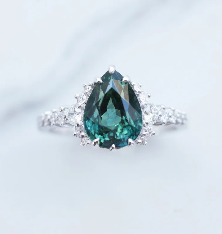 Annalise Teal Sapphire Diamond Ring