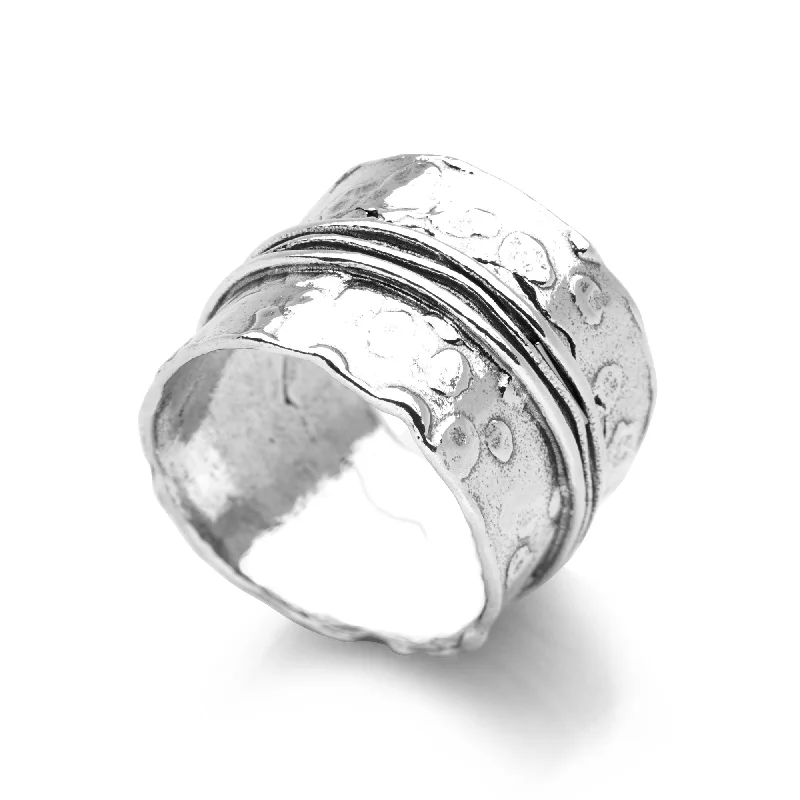 Grab Stylish Jewelry Before The Sale Ends Seeker Ring