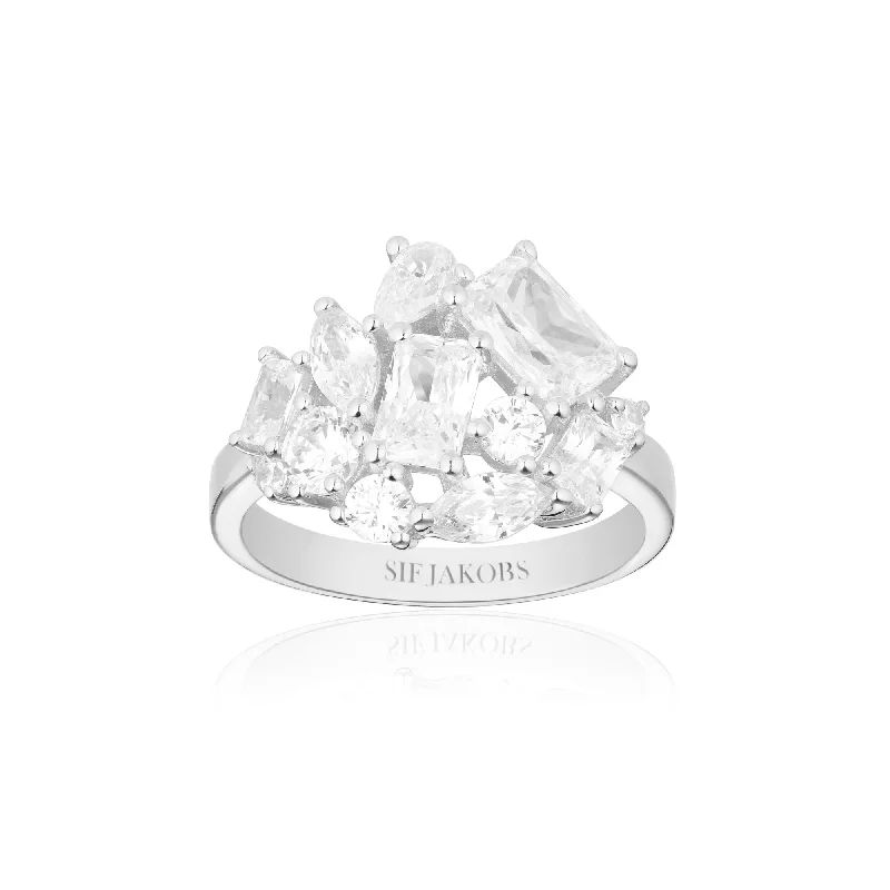 Ivrea Grande Silver Ring w. Zirconias