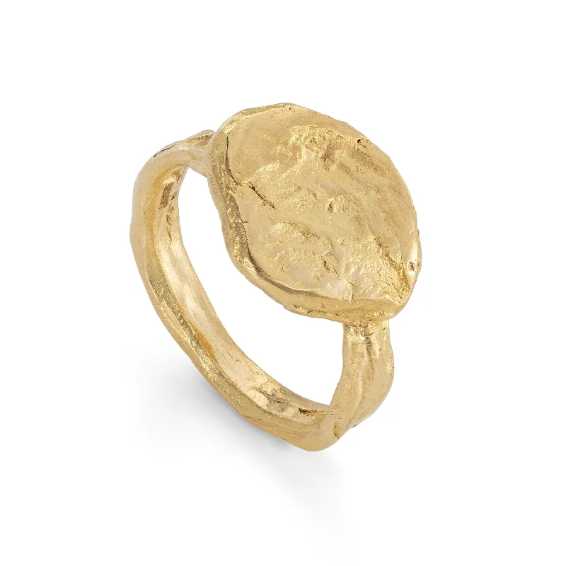 Trending Jewelry Styles Now At Limited-Time Discounts Menhir Signet Ring 18ct gold