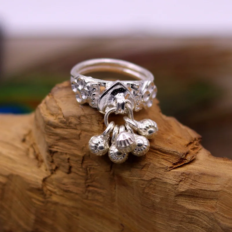 Luxury Meets Affordability – Jewelry Sale Now Live Vintage antique design sterling silver handmade gorgeous charm ring with fabulous noisy bells, excellent belly dance jewelry india sr207