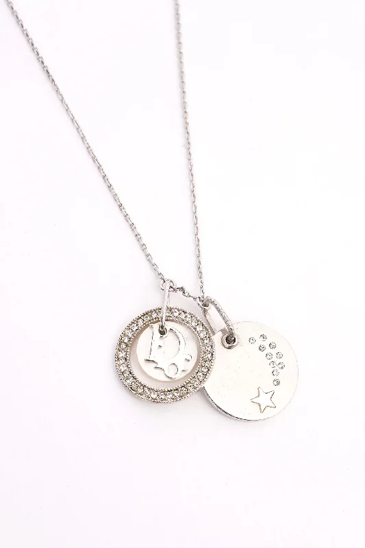Elegant Necklaces And Bracelets At Limited-Time Offers Christian Dior Trotter Rhinestone Pearl Necklace Silver Rhinestone
