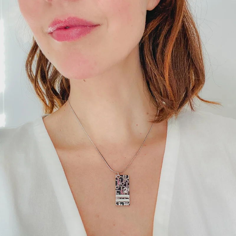 Best-Selling Jewelry Styles Now At Exclusive Discounts DIOR Silver Plated Necklace Vintage Y2K Trotter Pendant