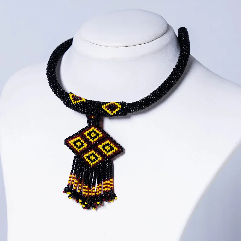 Neemuch Handmade Beadwork Necklace by Pushpa Harit