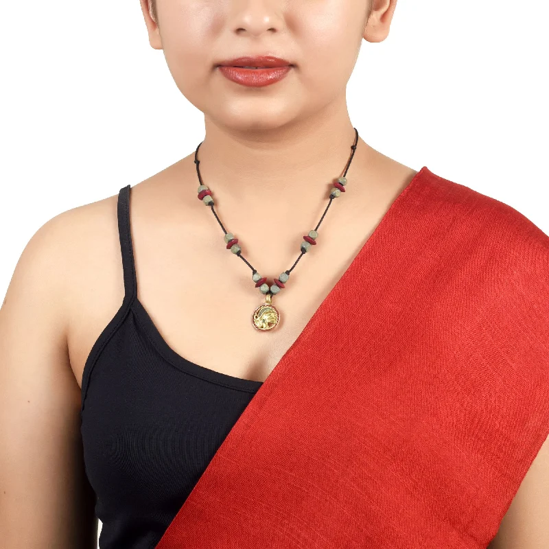 Exclusive Jewelry Discounts – Shop Now For Savings The Solo Queen Handcrafted Tribal Necklace