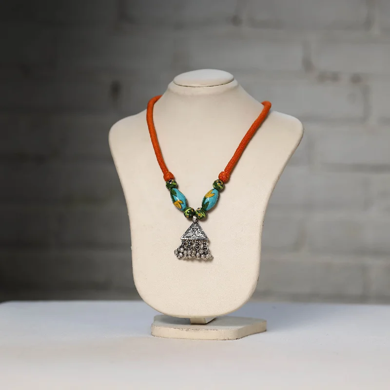 Discounted Jewelry For A Glamorous Look Oxidised GS Beadwork Thread Necklace 05