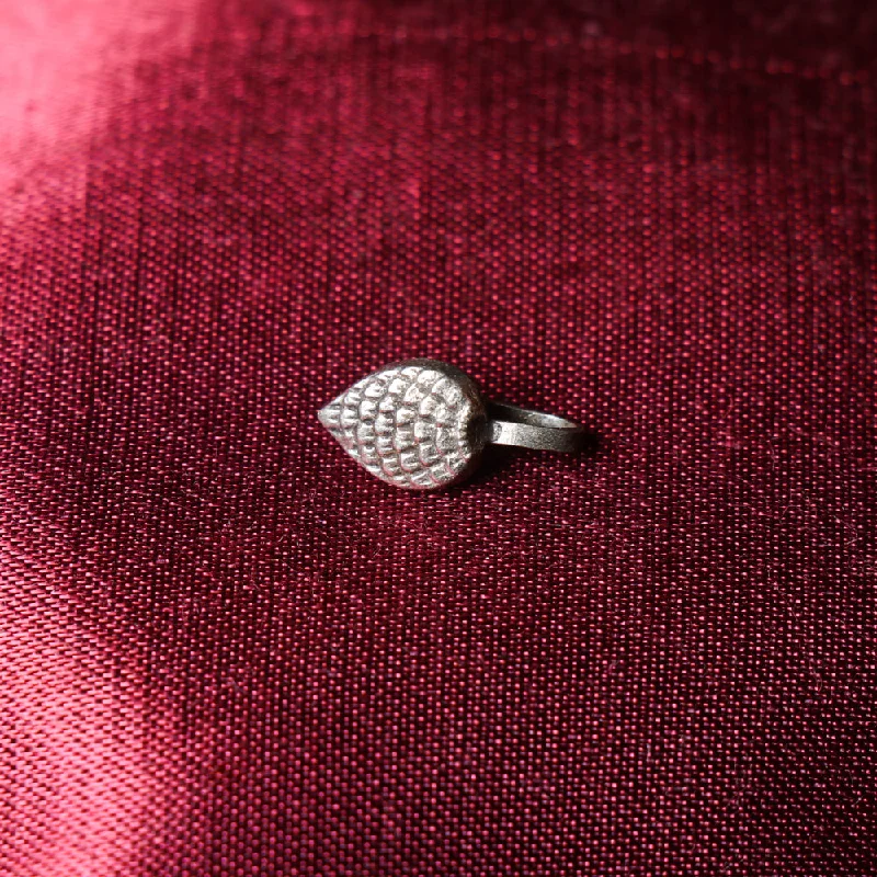 Don't Miss These Dazzling Jewelry Discounts Antique Padma Sterling Silver Nose Clip-On