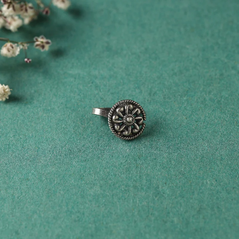 Jewelry Sale – Exclusive Styles At Lower Prices Antique Padma Sterling Silver Nosepin