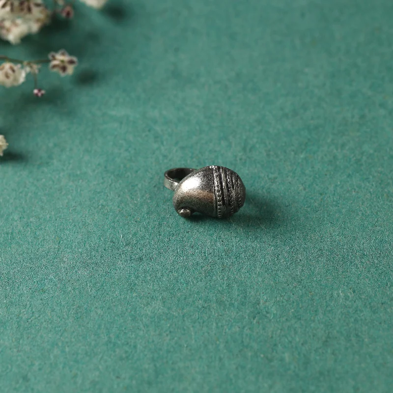 Classic And Modern Jewelry Styles On Sale Antique Padma Sterling Silver Nosepin