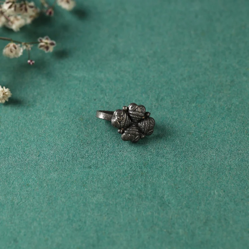 Luxury Jewelry Without The Luxury Price Tag Antique Padma Sterling Silver Nosepin