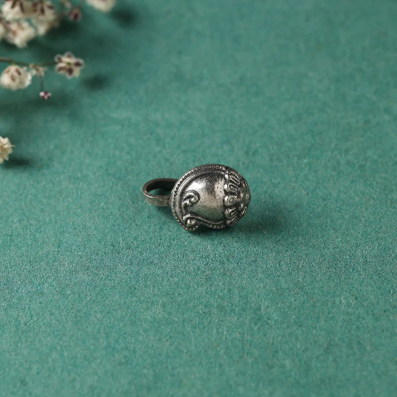 Luxury Jewelry Clearance – Shop Premium Styles Now Antique Padma Sterling Silver Nosepin