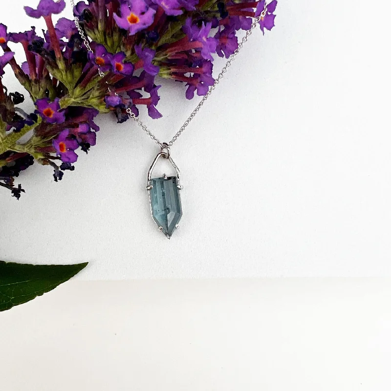 Handcrafted Beauty At Affordable Prices 14k Blue Point Tourmaline