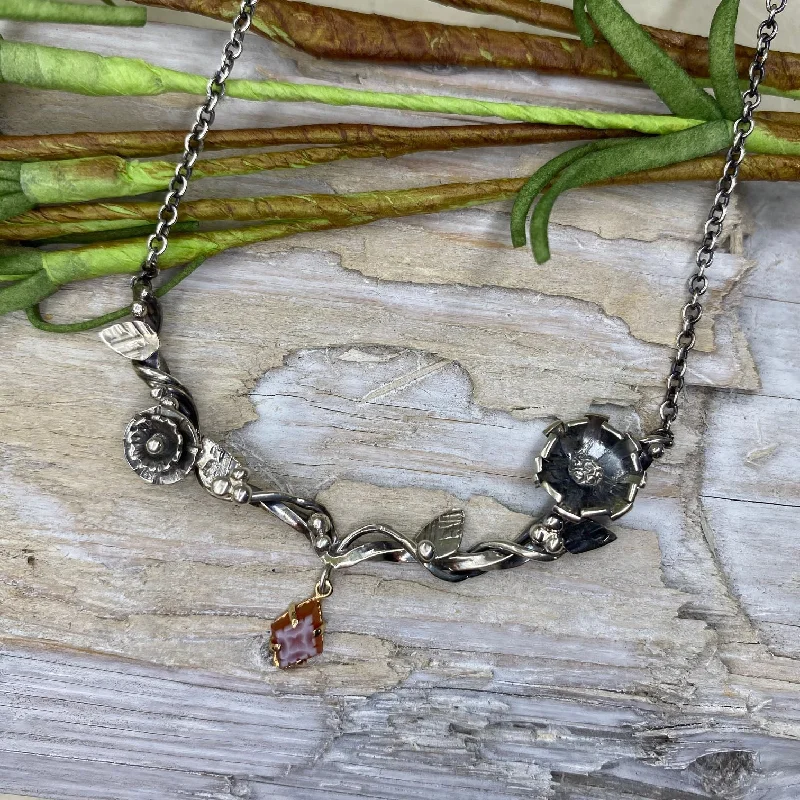 Exclusive Online Discounts On Stylish Jewelry Cameo Wreath Necklace