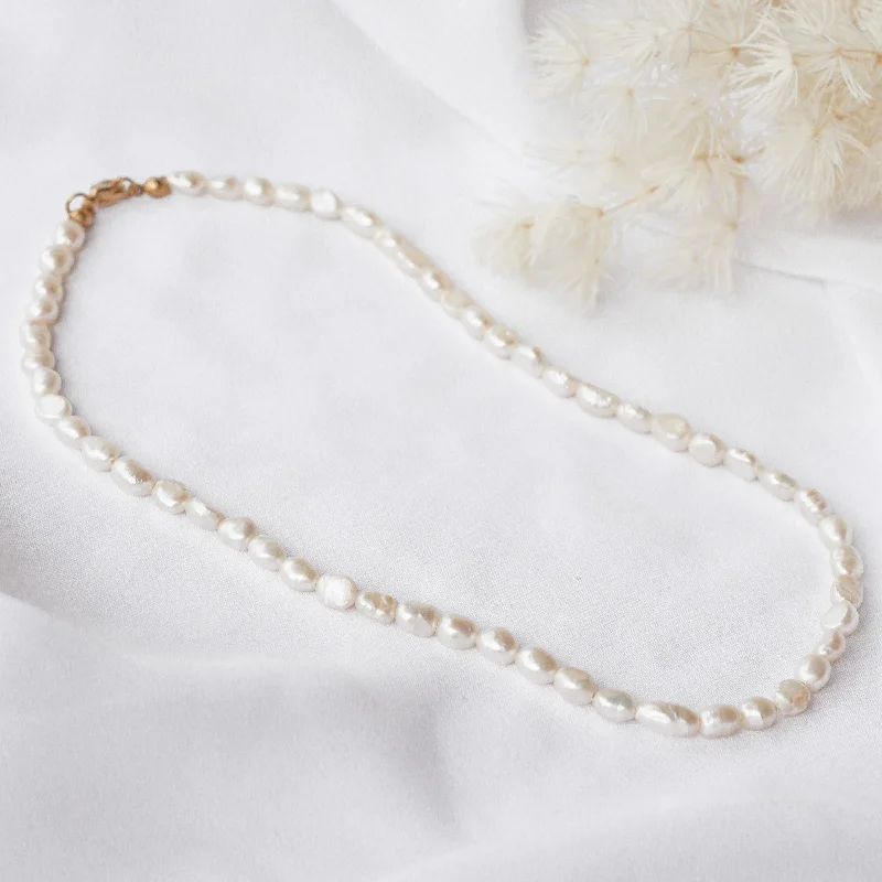 Gorgeous Jewelry, Limited-Time Savings Kady - 18ct Gold or Silver Stainless Steel Pearl Necklace