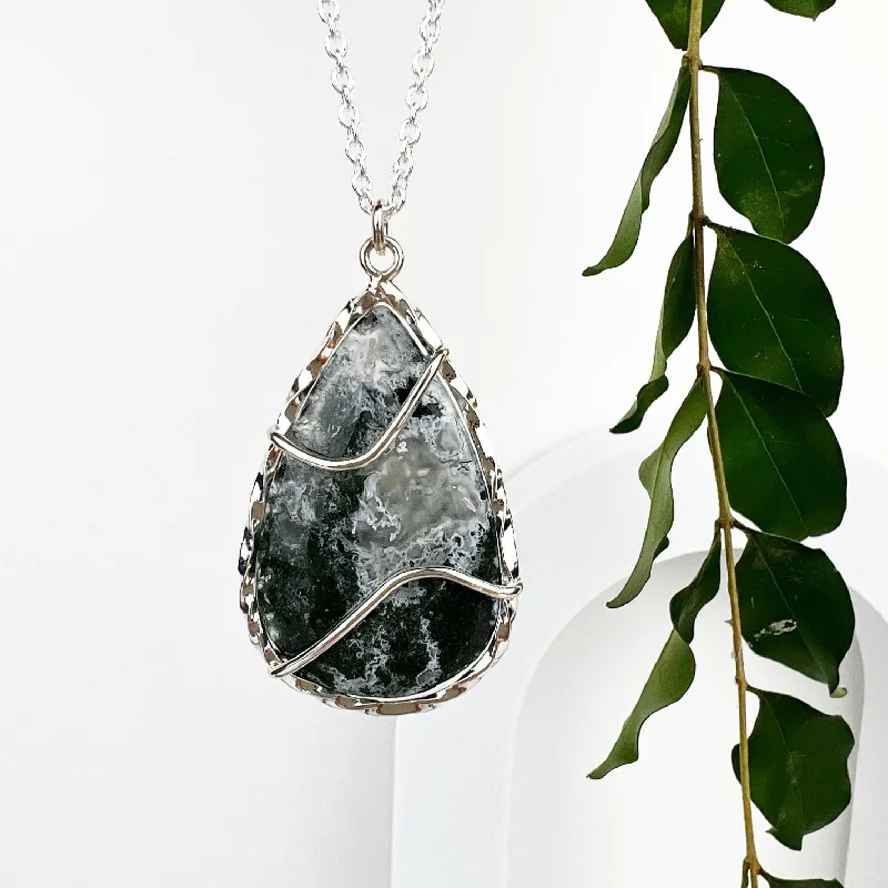 Don't Miss Out On Bestselling Jewelry At Special Prices Moss Agate Winds Necklace