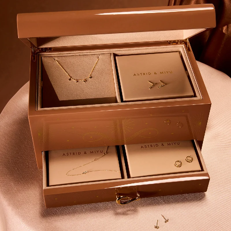 Fashion-Forward Geometric Jewelry For Contemporary Style Solid Gold Advent Calendar in 9k Gold