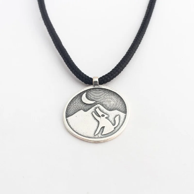 Elevate Your Outfit With Discounted Statement Jewelry The Nature Calling Necklace